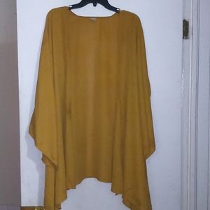 MUSTARD YELLOW LONG SLEEVE SHAWL